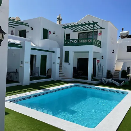 Casa Dante * Tías