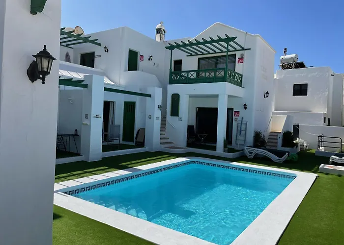 Casa Dante * Tías
